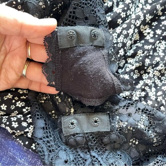 Free People Intimately Black Floral Bodysuit size XS preowned - Picture 5 of 7